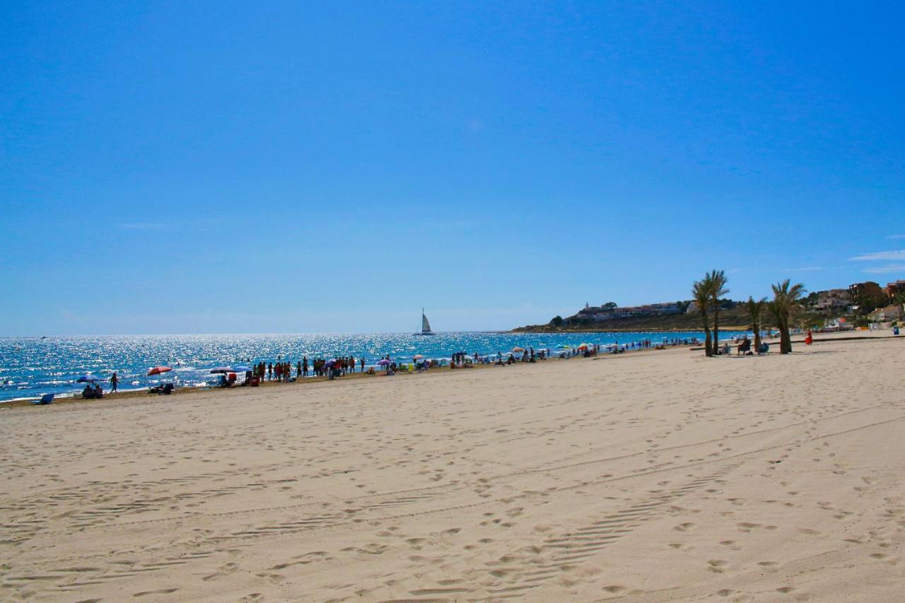In Front Of The Sea With Ac And Pool Lejlighed Alicante Eksteriør billede